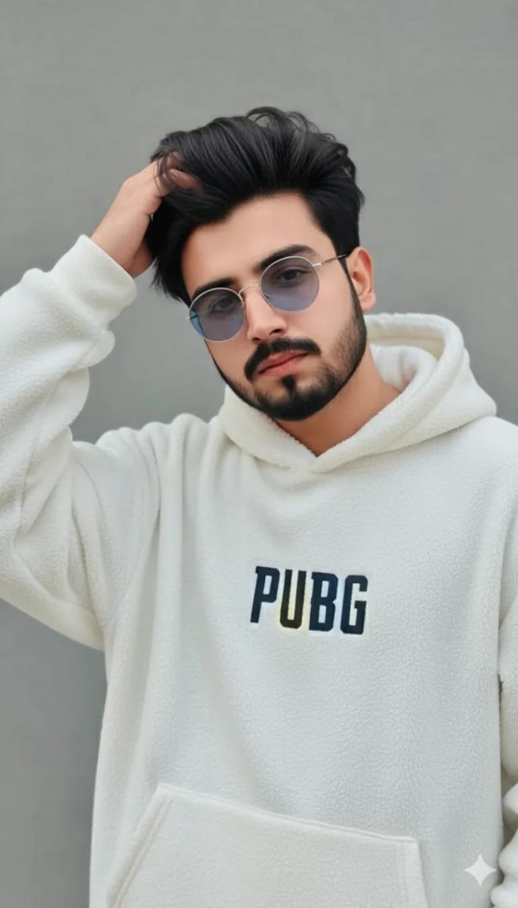 Casual PUBG Hoodie Modern Men's Fashion Photo Prompt